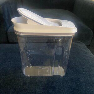 OXO Good Grips POP Cereal Dispenser 3.4 qt/3.2 L